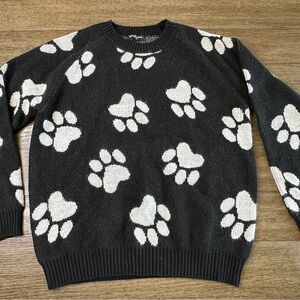 Chic Black and White Paw Print Sweater Size Medium